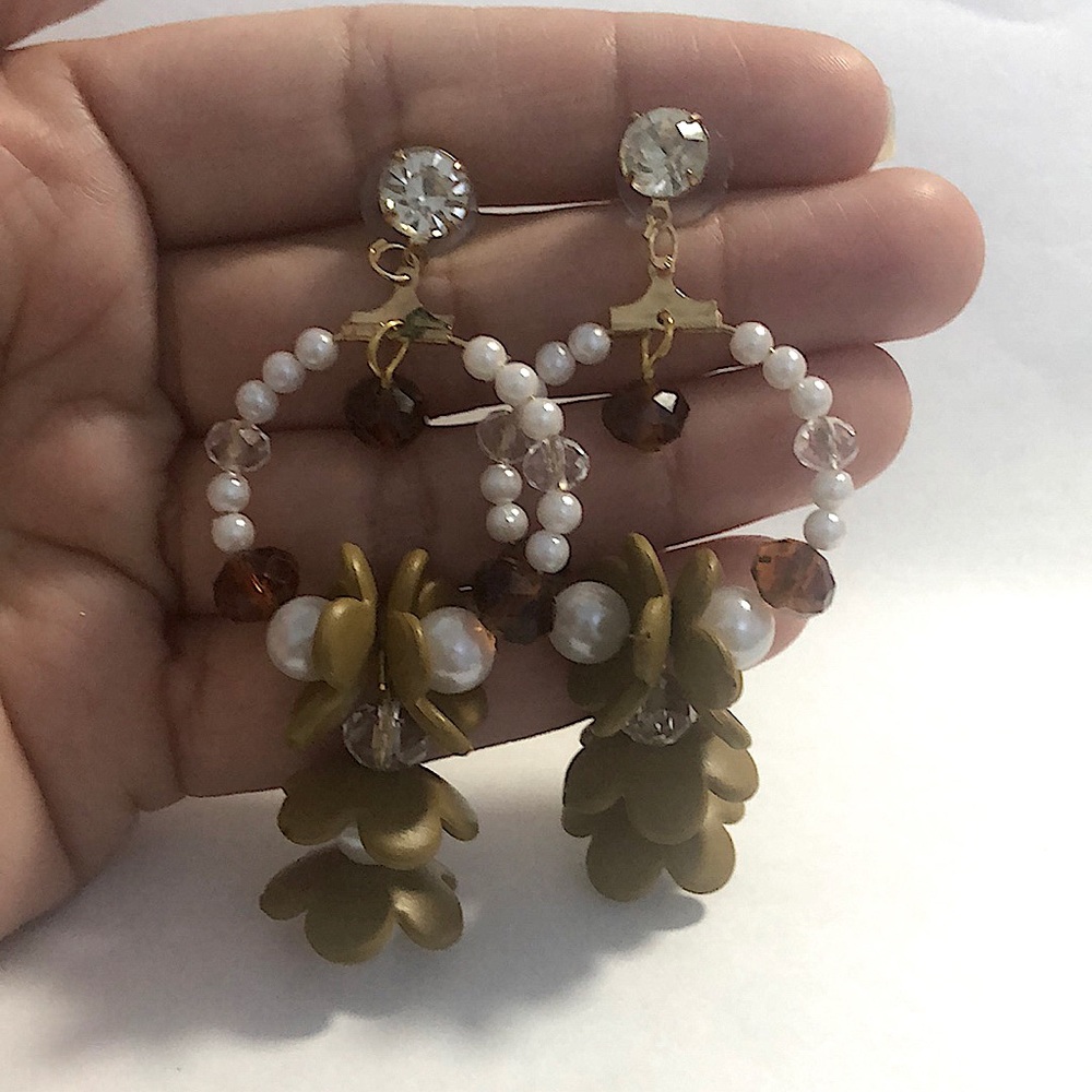 Vintage floral earrings